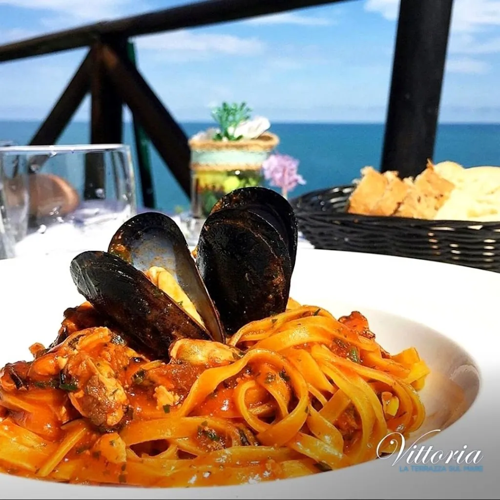 Ristorante Vittoria - La Terrazza sul Mare_Numana_slider_image_3