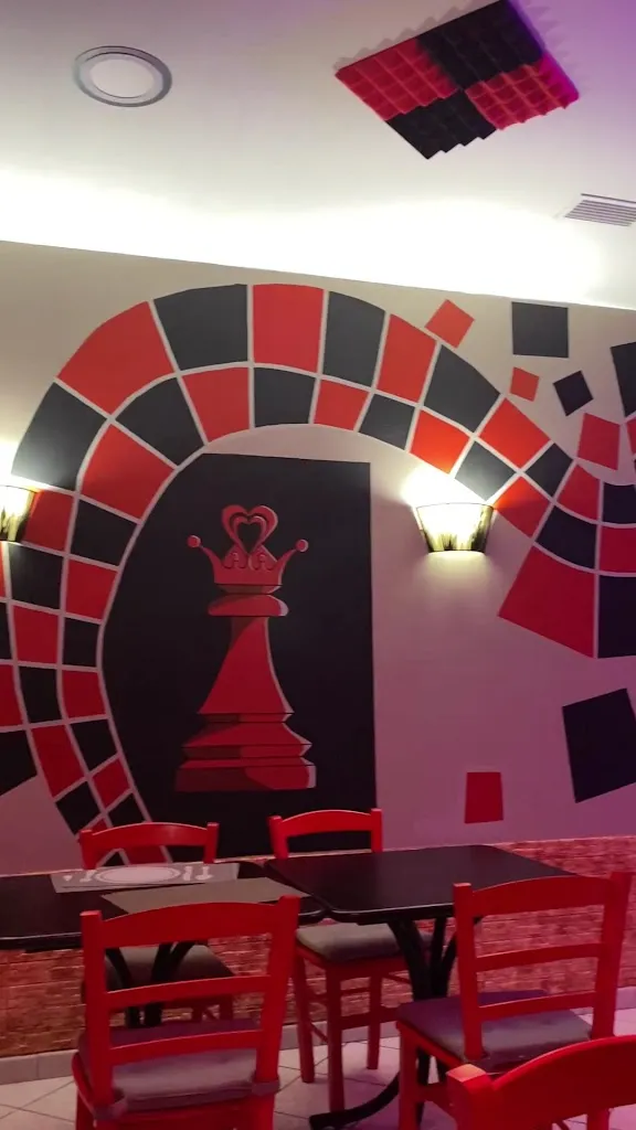 Nico Bolletta_Bar Pub Queen_Pianello Vallesina_review