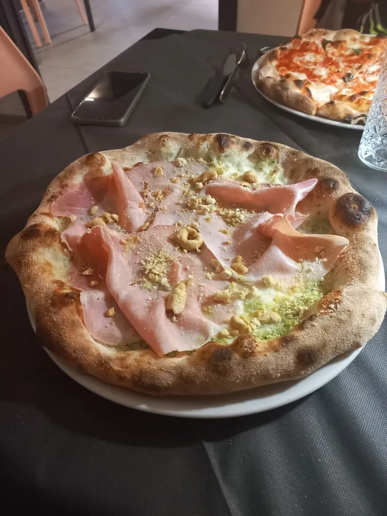 Mirko Cesari_Pizzeria Sambuco_Piattoni-Villa Sant'Antonio_recensione