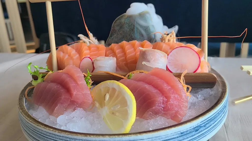 Yoshi Yoshi Ristorante_Piediripa_slider_image_2