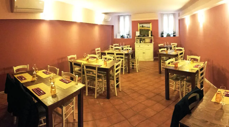 Osteria Pasqualon restaurant in Pesaro