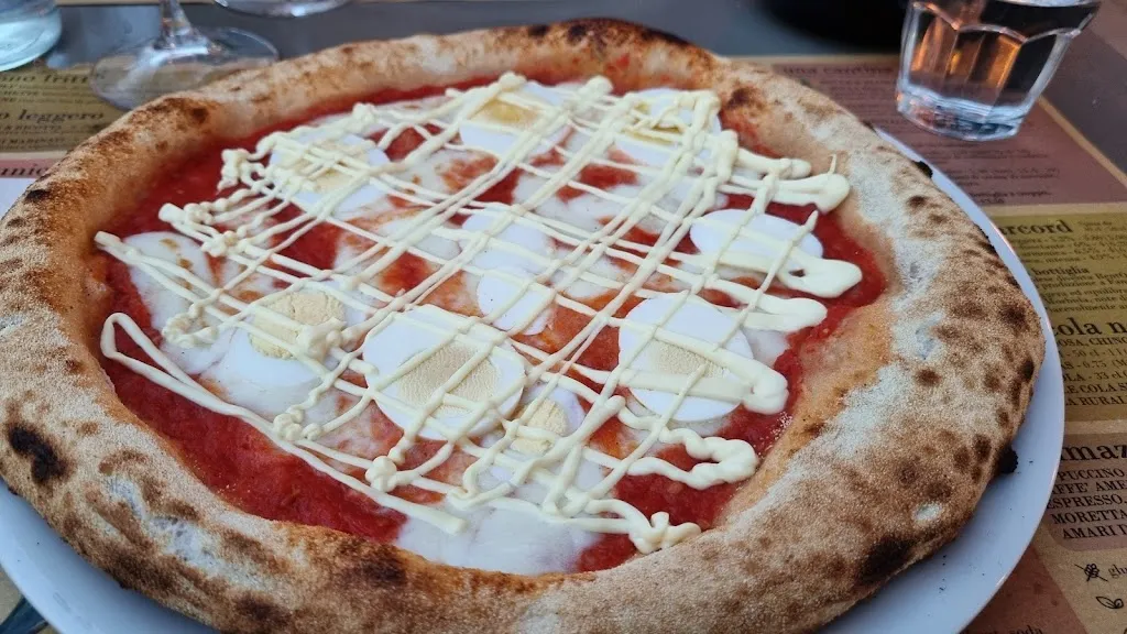 Mies Muschel_Farina_Pesaro_review