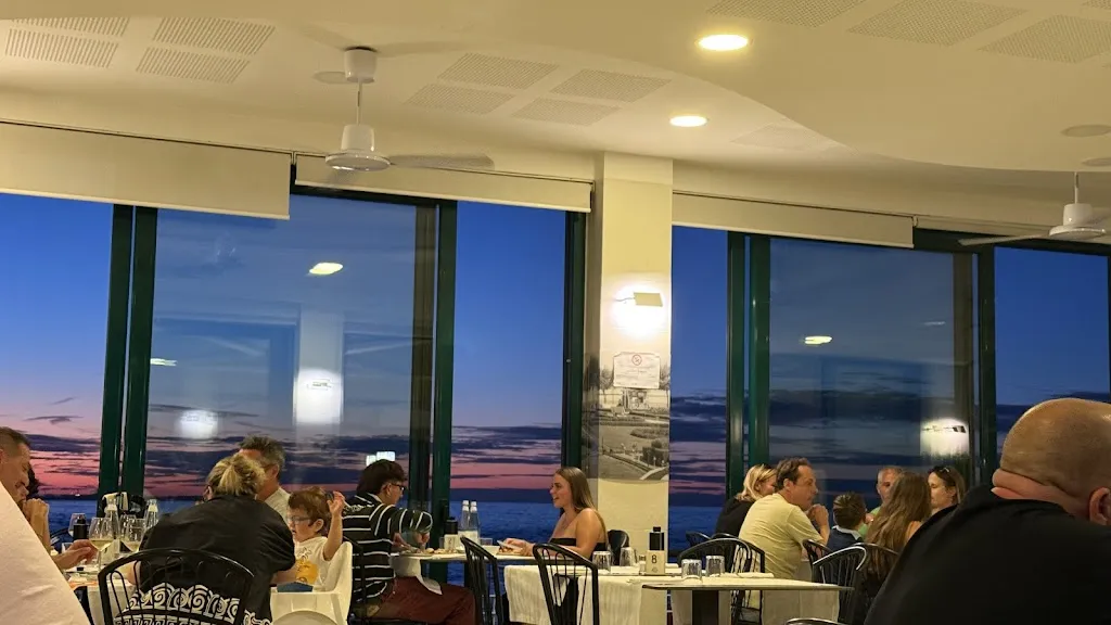 Fotis Kouranos_Italian Seafood Restaurant Moletto - Seaside of Pesaro_Pesaro_review