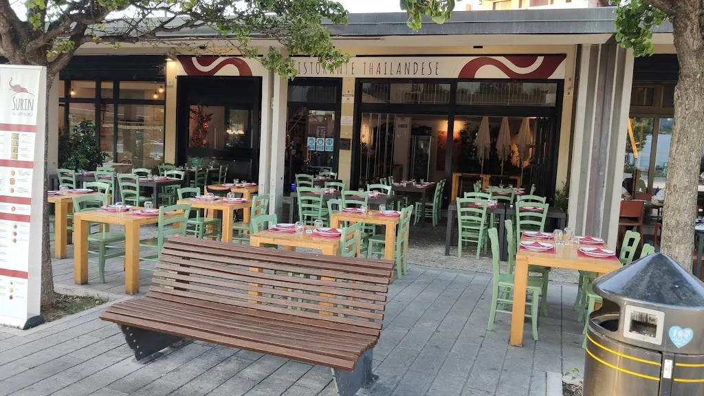 Surin_Pesaro_slider_image_1