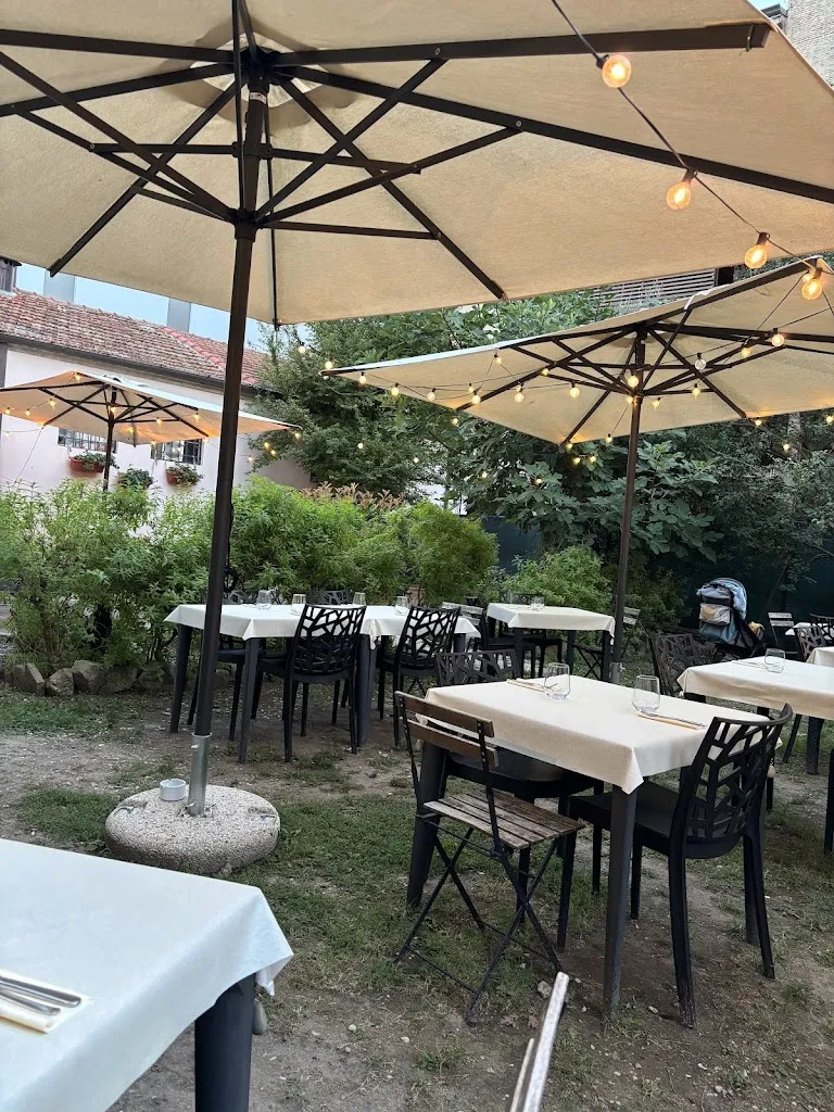 Opera • Trattoria contemporanea di quartiere_Pesaro_slider_image_2