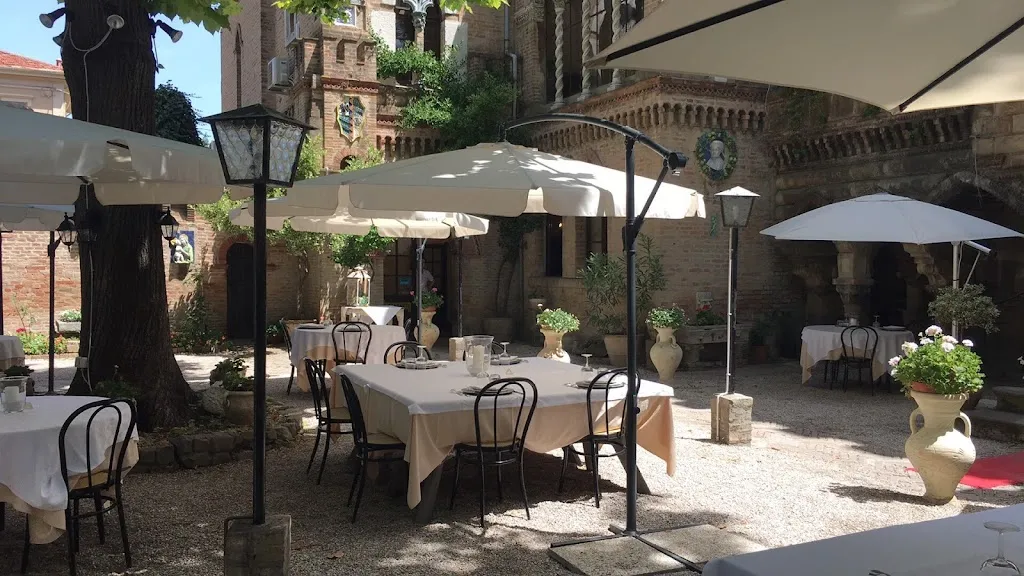 Il Castiglione Cocktail e Cucina Restaurant in Pesaro