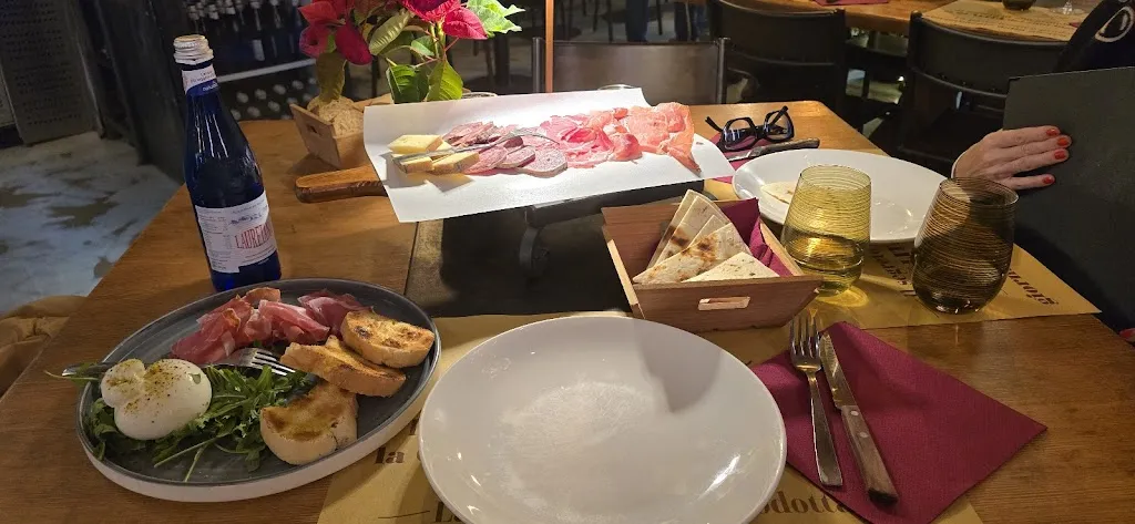 Menu_Trattoria La Loggia_Pesaro_image_5