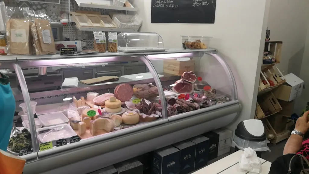 Bottega Dei Sapori Restaurant in Pesaro