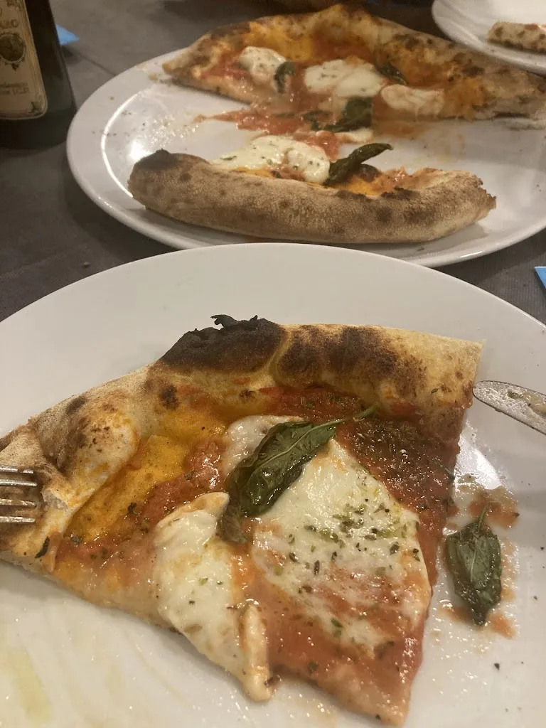 Anna Armitage_L'Artista_Pesaro_recensione