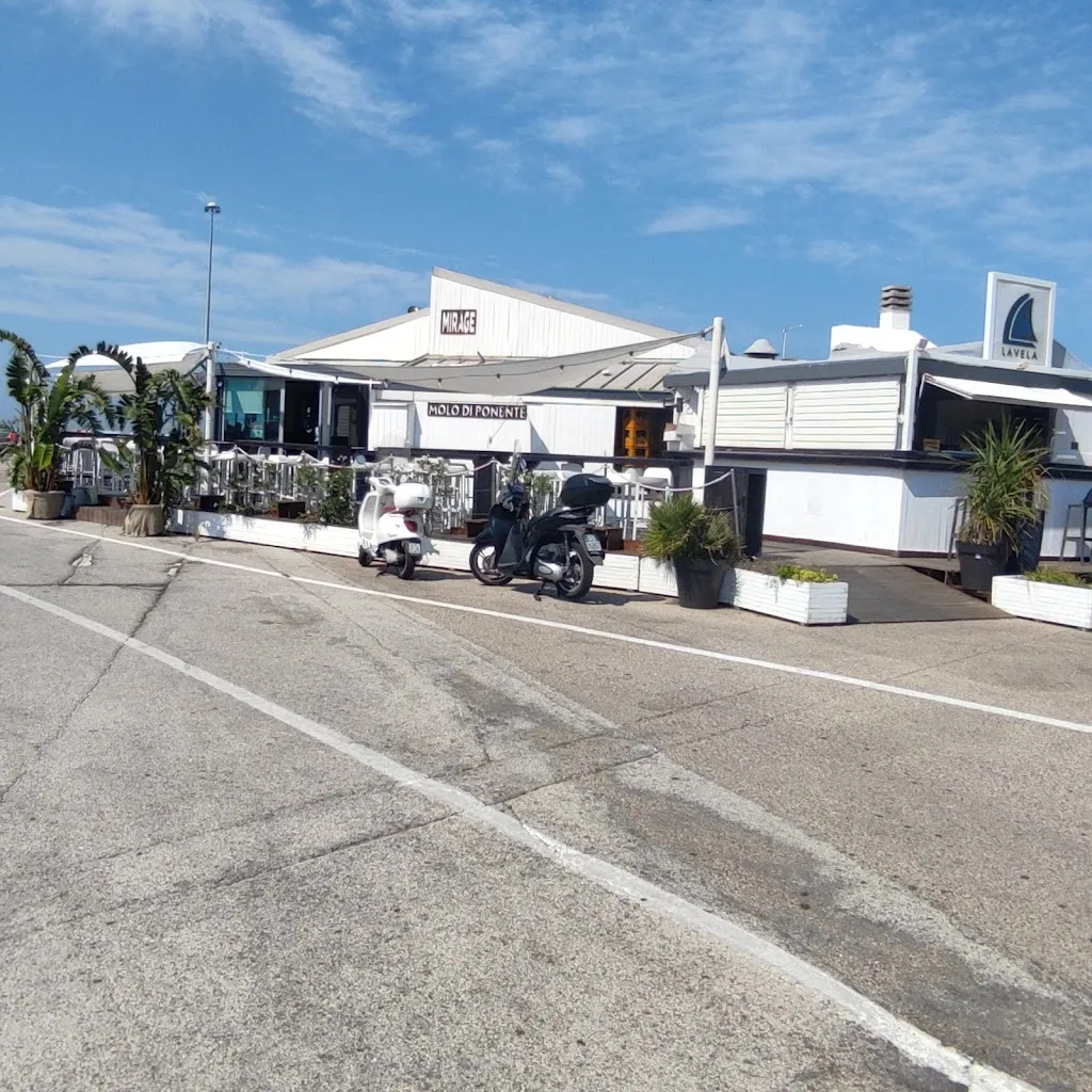 LINDA MILL_La Vela_Pesaro_recensione