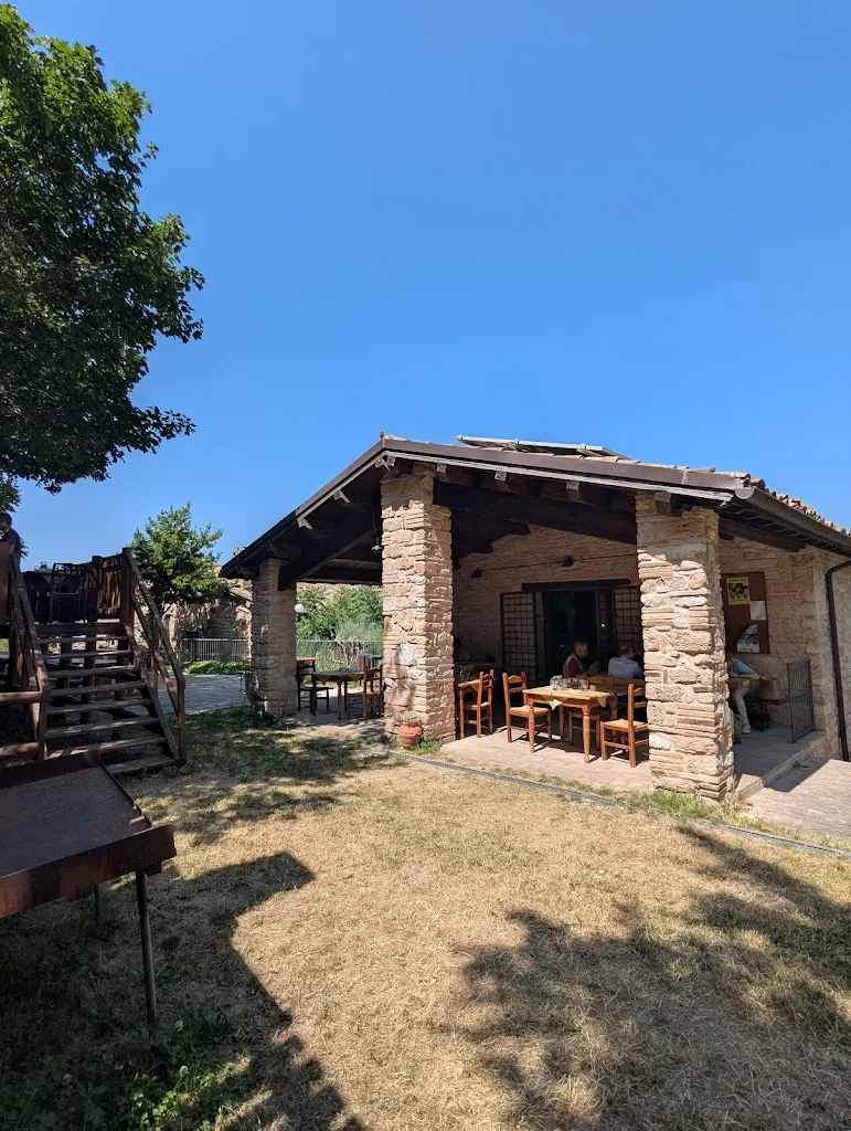 D. S._Rifugio Di Tribbio_Pievebovigliana_review