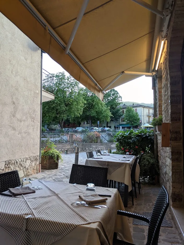 Sofie Fondu_Ristorante Il Burchio_Piobbico_review
