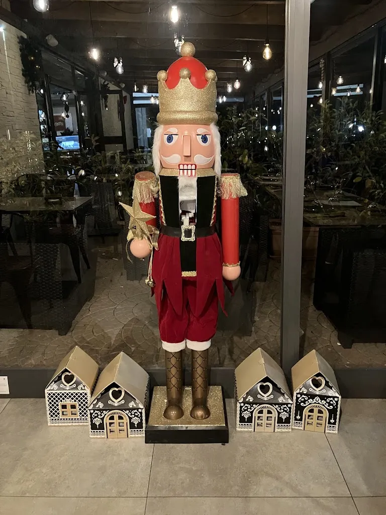 Michele Fasano_LAB 78_Cassano delle Murge_review