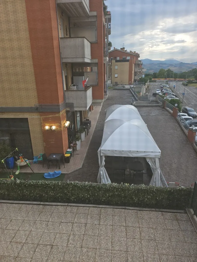 Domenico Iacubino_Ai Cinque Colli_Pollenza_review