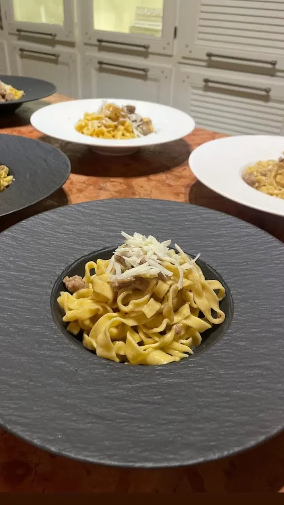 InVilla Home Restaurant_Polverigi_slider_image_2