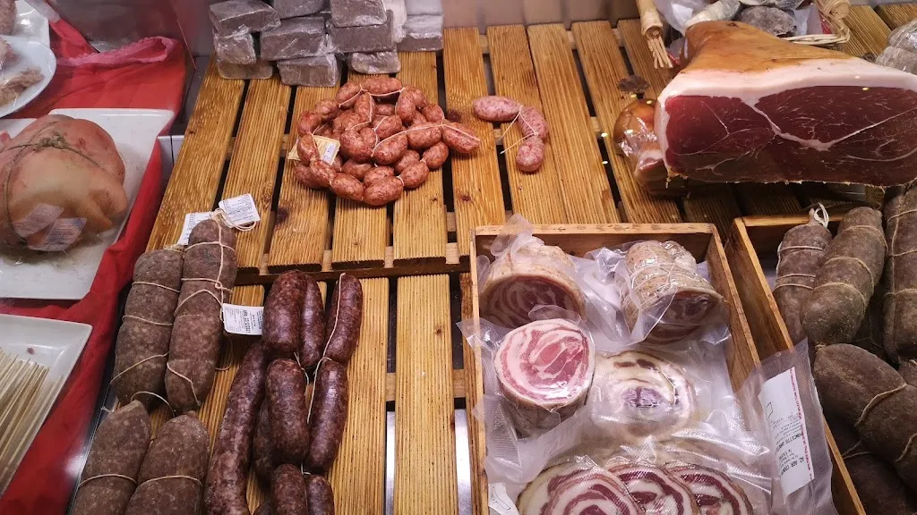 Giacomo Cuccù_Azienda Agricola Country Pig_Rapagnano_review