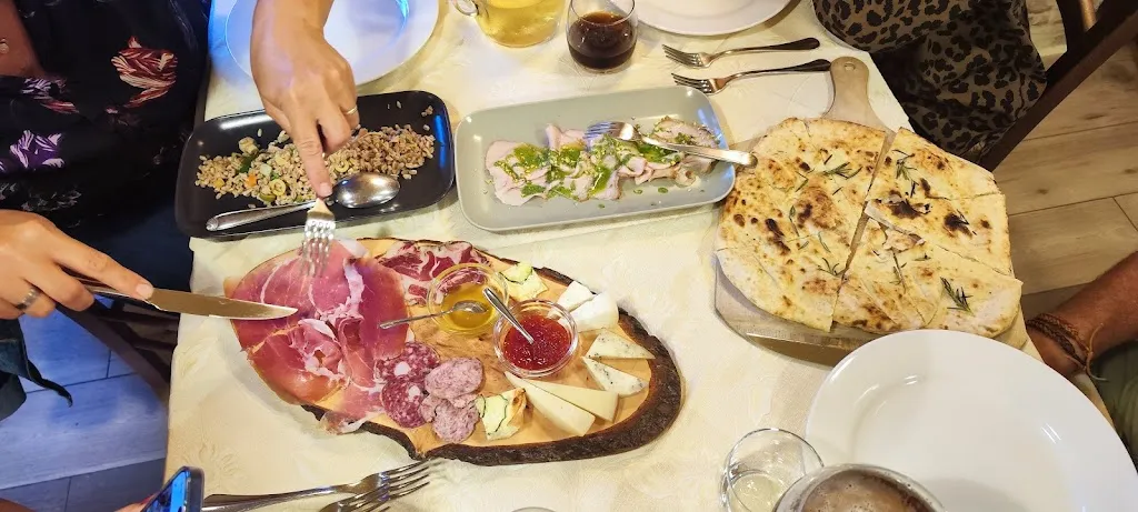 harrie van den broek_Il Monte pizzeria braceria_Rapagnano_review