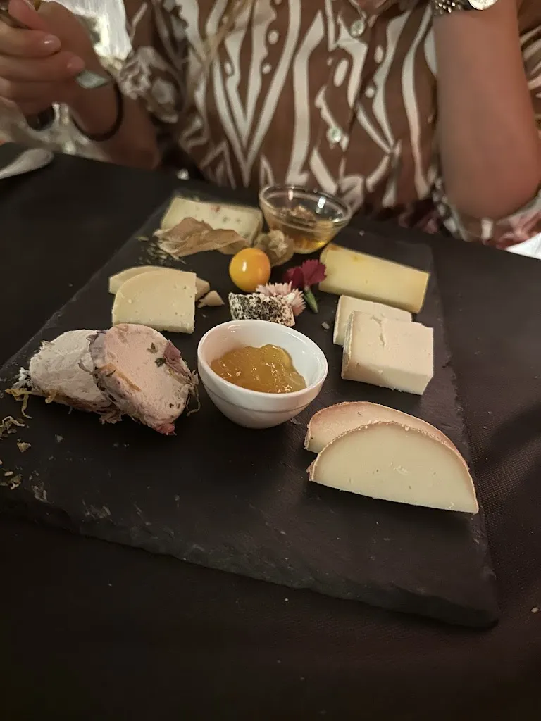 Andrea B_Borgo Antico_Recanati_review