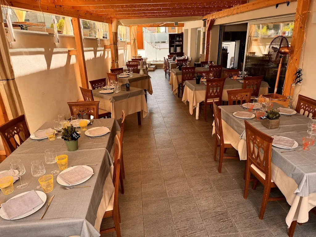 Le Grottacce Osteria Pizzeria_Porto Sant'Elpidio_slider_image_1