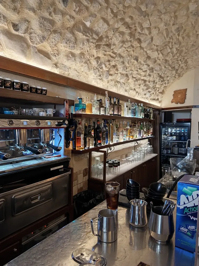 La Grotta D'Aligi_Caramanico Terme_slider_image_1