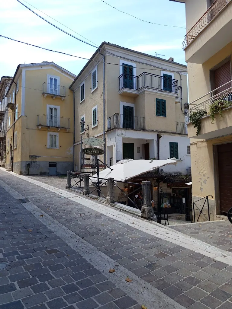 La Grotta D'Aligi_Caramanico Terme_slider_image_3