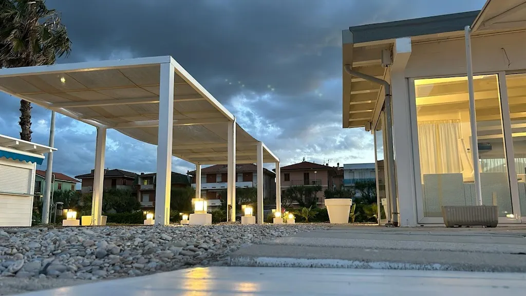 Togo Food & Beach_Porto Sant'Elpidio_slider_image_3