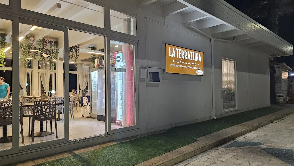 Ristorante La Terrazzina sul Mare restaurant in Porto Sant'Elpidio