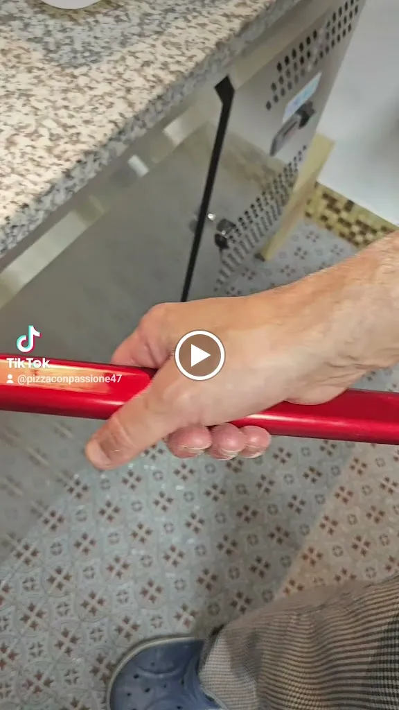 Pizza Con Passione_Porto Sant'Elpidio_slider_image_2