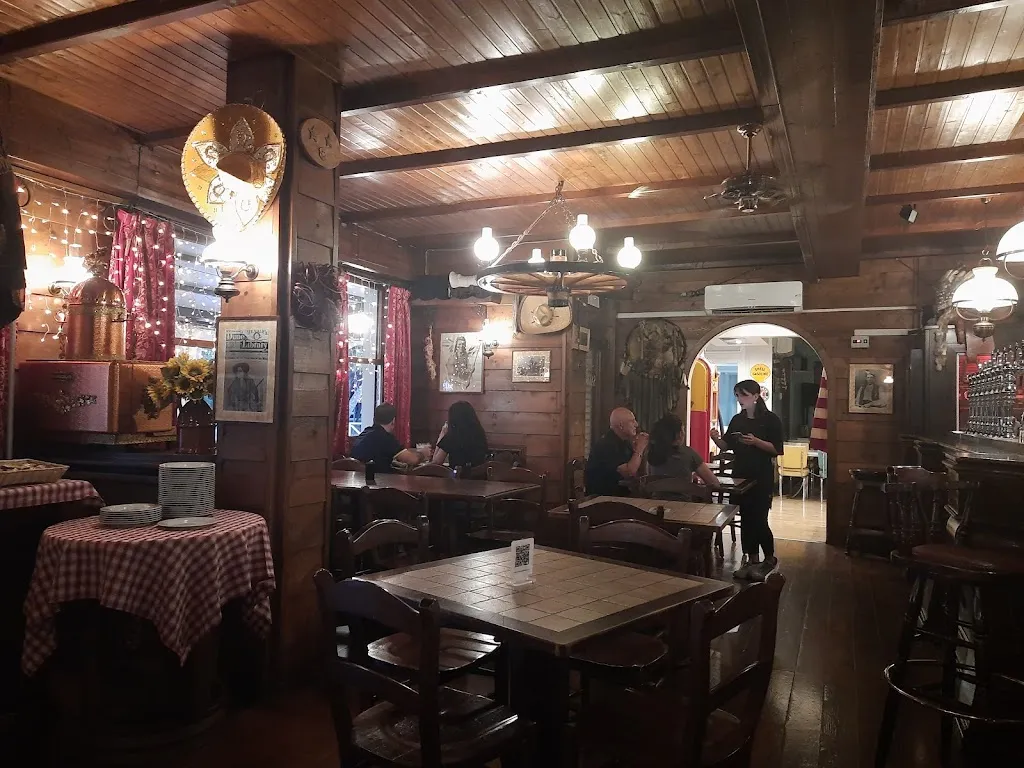 Rens & Rose Saloon_Porto Sant'Elpidio_slider_image_3