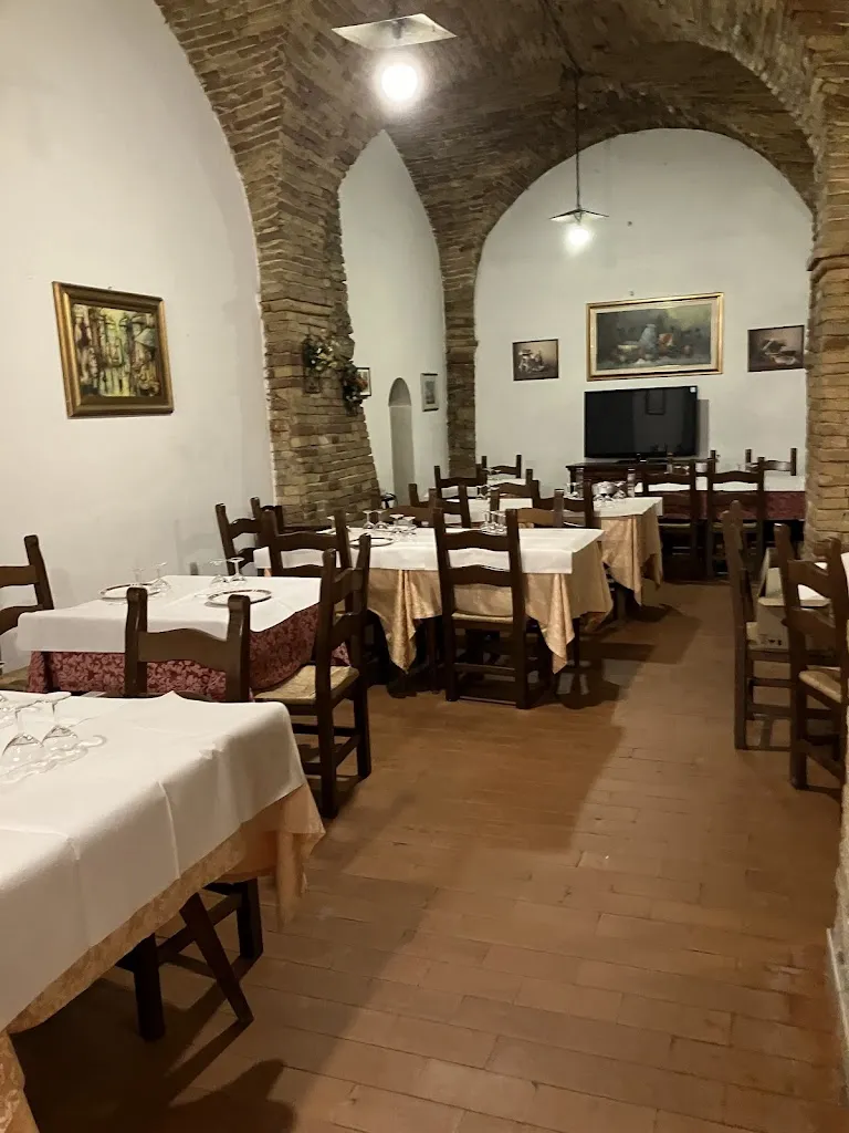 Barone Rosso Ristorante Pizzeria restaurant in Ripatransone