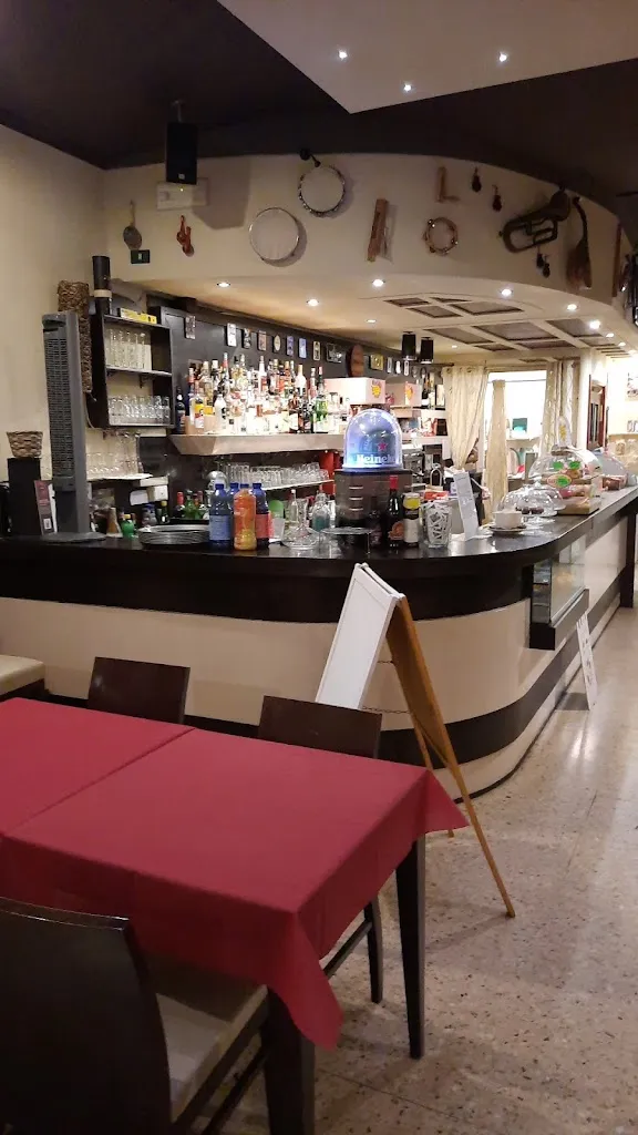 Daniele Rome_Bier Kaffee Haus Di Morbidelli Roberta_Rosora_review