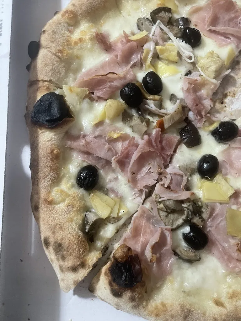 Menu_Pizzeria Bakery & Co._Cassano delle Murge_image_4