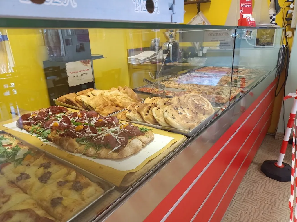 Al Castello di Battistelli Patrizio restaurant in San Costanzo