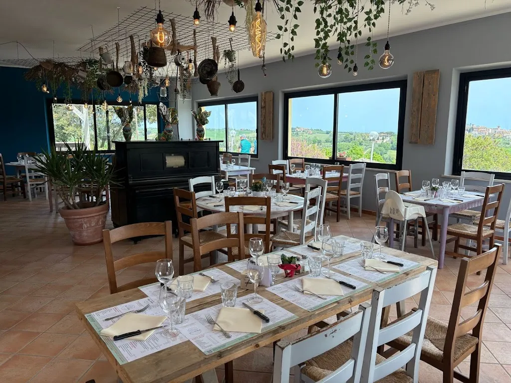 Ristorante Pizzeria Braceria Mar Y Sierra_San Costanzo_slider_image_1