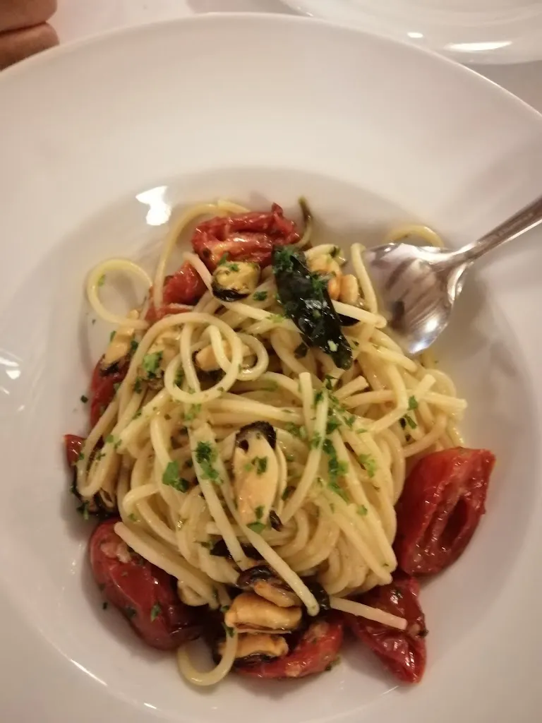 Christabel Chisulo_Mira Conero_Porto Recanati_review