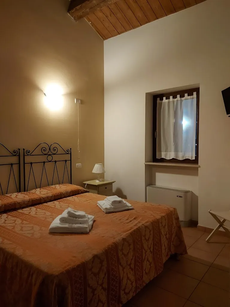 Mira Conero_Porto Recanati_slider_image_3