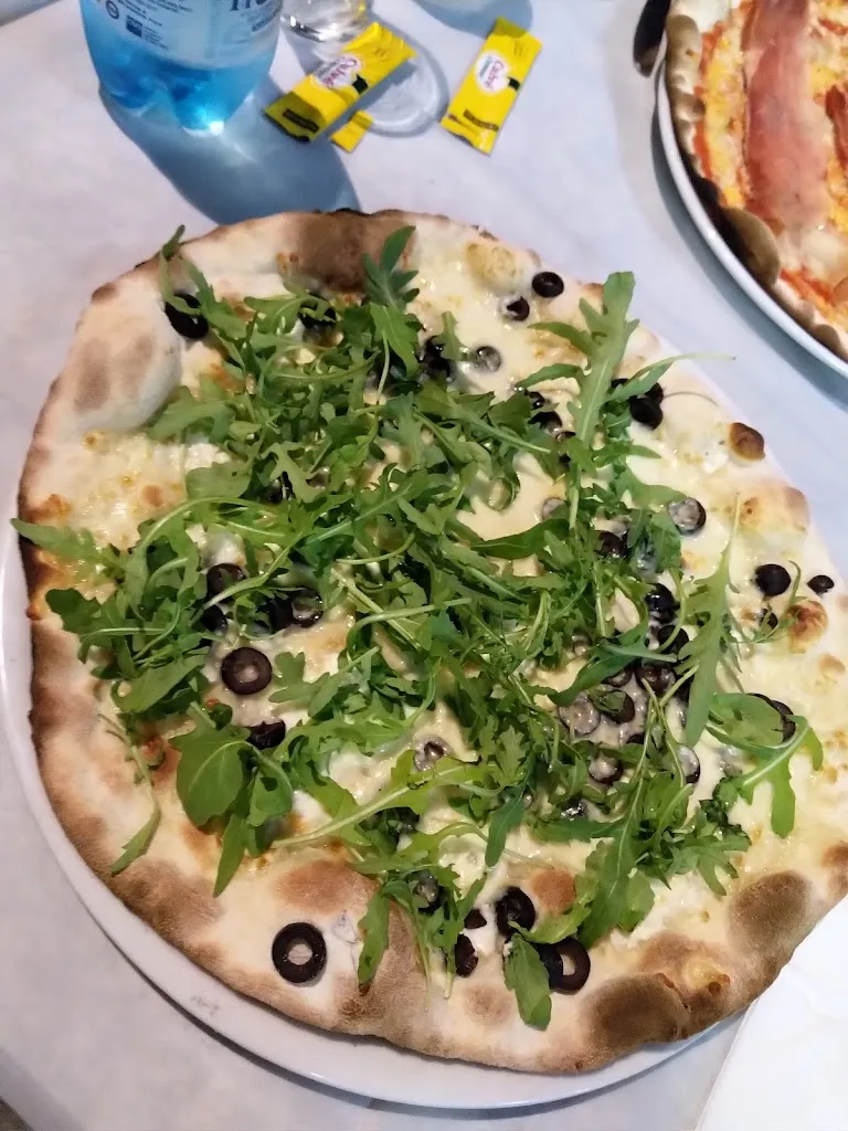 Alessandro Meroli_Escobal_Porto Recanati_review