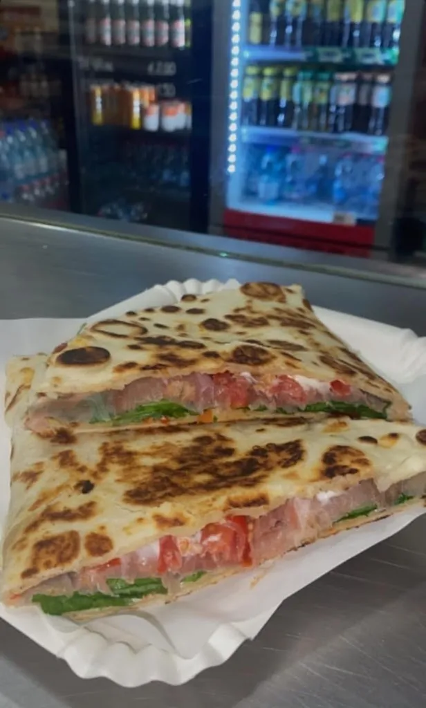 Simon Regini_Chicca la Piadina_Porto Recanati_review
