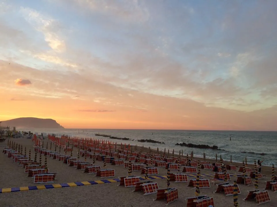 The Lighthouse Seaside Restaurant and pizzeria restaurant in Porto Recanati