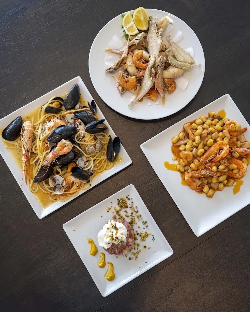 Ristorante Giannino_Porto Recanati_slider_image_2