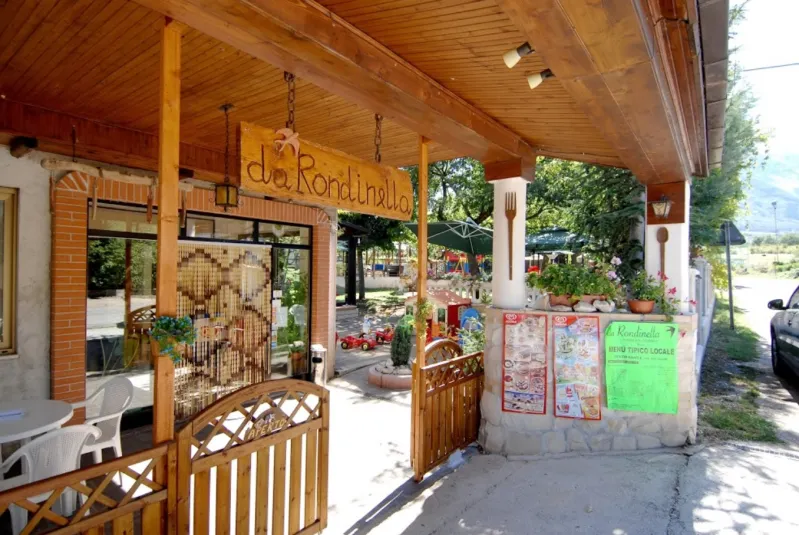 Ristorante B&B Camping Bar da Rondinella restaurant in Caramanico Terme