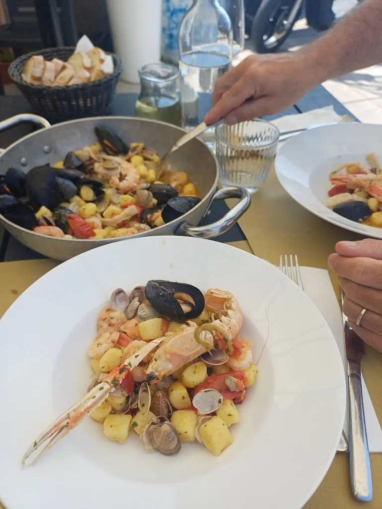 Paola Casali_Kocònero Bar~ Beach ~ Restaurant_Porto Recanati_review