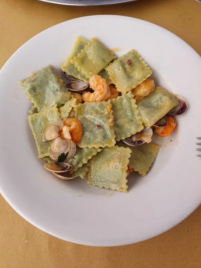 Ad Lamerigts_Trattoria Lo Squalo -Brunetti Fabrizio_Sant'Angelo in Vado_review