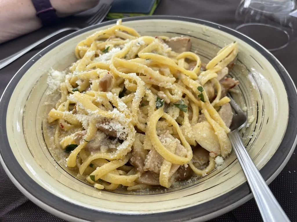 Dom Conrad_Ai Pini_Sarnano_review