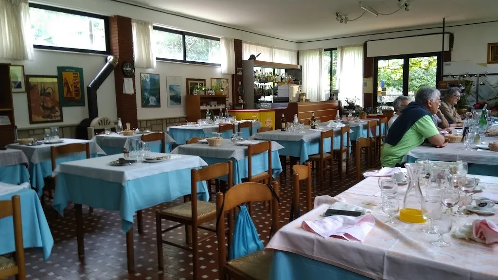 Trattoria da Palmina restaurant in Sefro