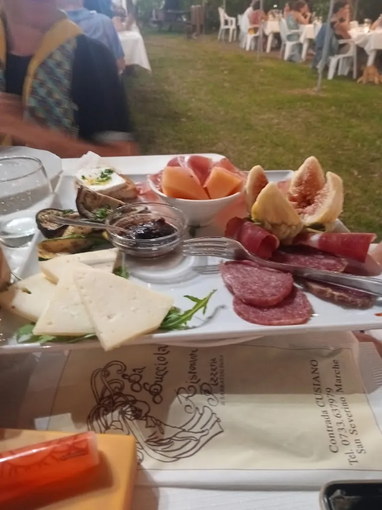 Menu_Ristorante Pizzeria La Lucciola_San Severino Marche_image_6