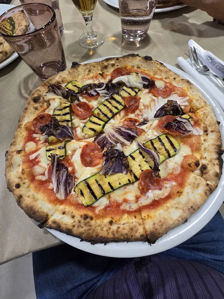 Lello Stella_La Torre Antica_Castelluccio Valmaggiore_review