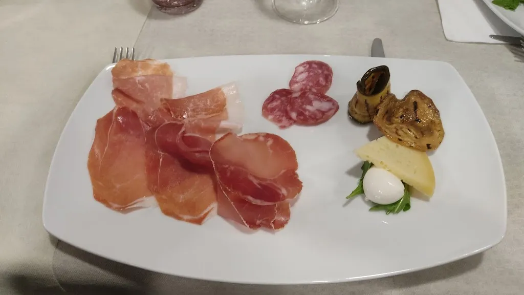 stefano calcetti_La Torre Antica_Castelluccio Valmaggiore_review