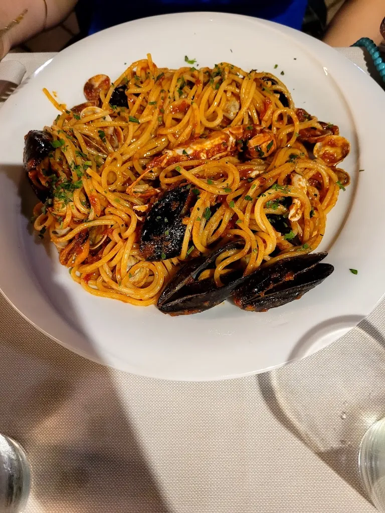 LK Ristoro Snc di Catia e Laura Chiari_San Severino Marche_slider_image_3