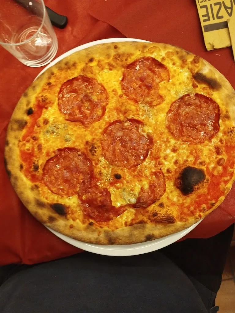 guido Di placido _Pizzeria Tazmania_San Severino Marche_review